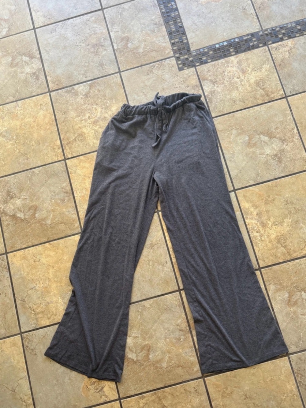 Source Unknown Gray Wide-Leg Lounge Pants with Drawstring